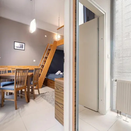 Rentplanet - Brzozowa Apartment