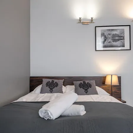 Rentplanet - Brzozowa Apartment *